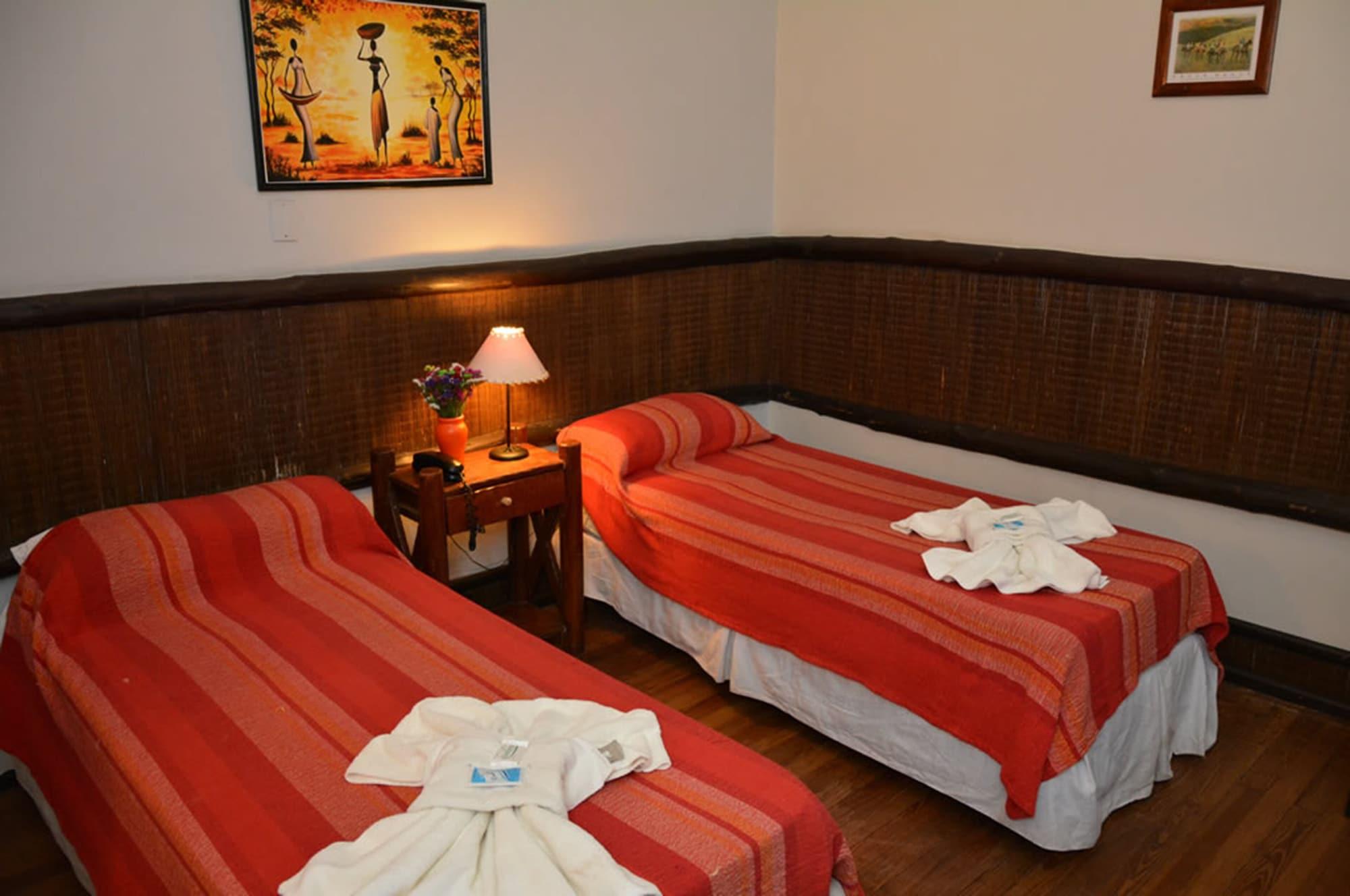 Hotel La Giralda Salta Extérieur photo