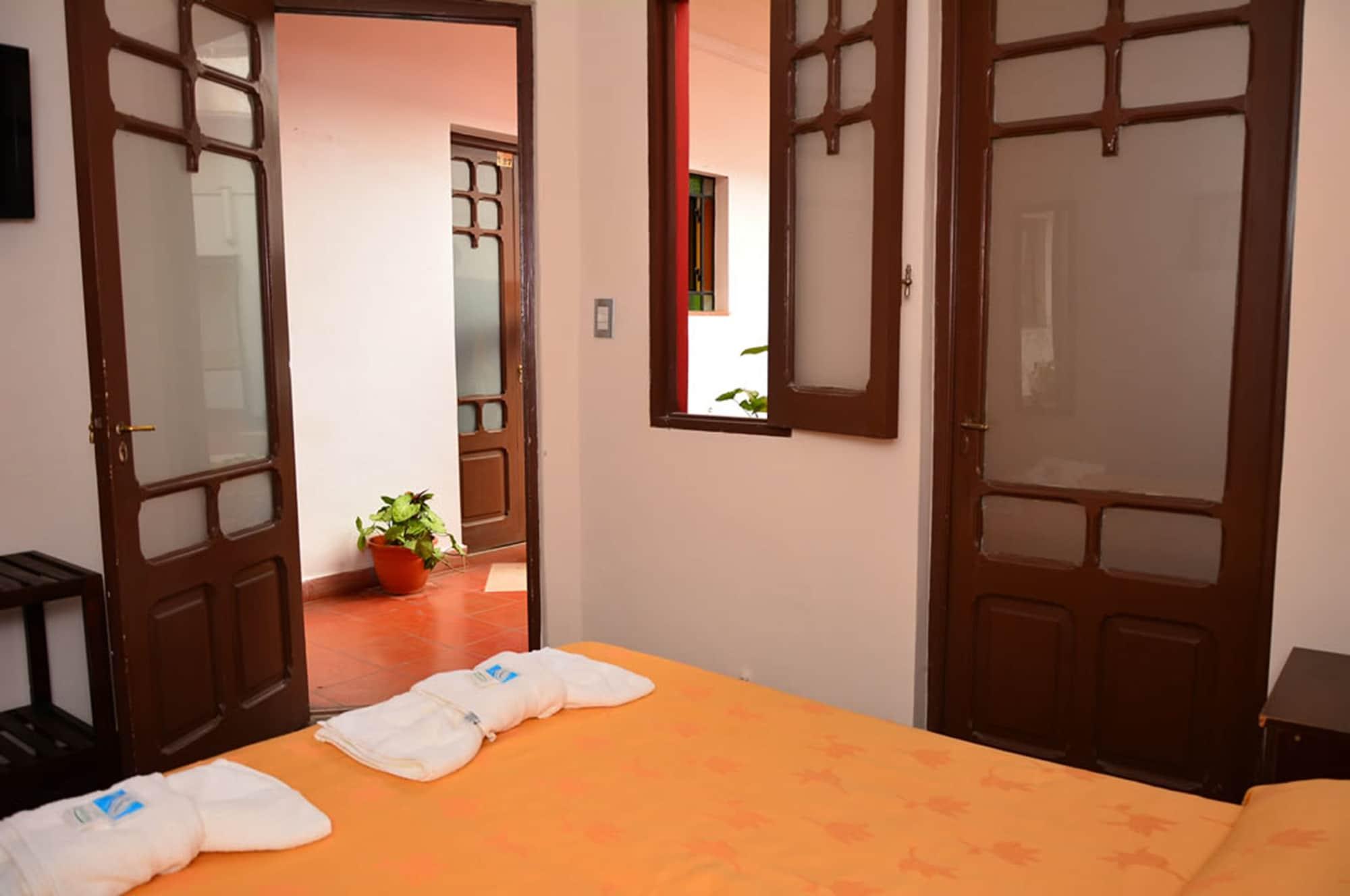 Hotel La Giralda Salta Extérieur photo